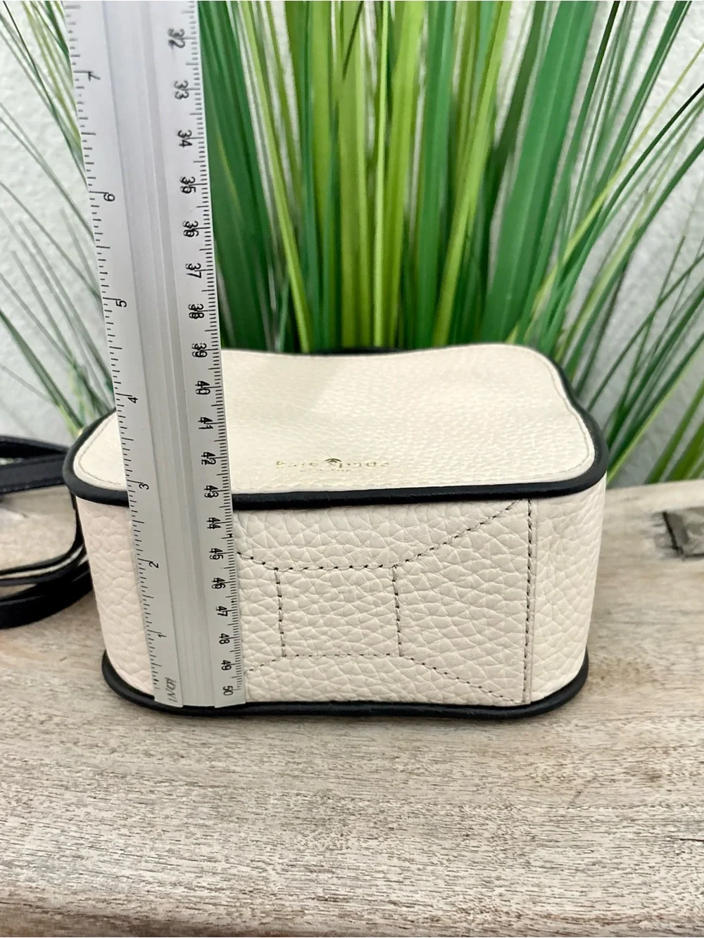 Kate Spade Cecil Court Bobi Mini Crossbody Bag